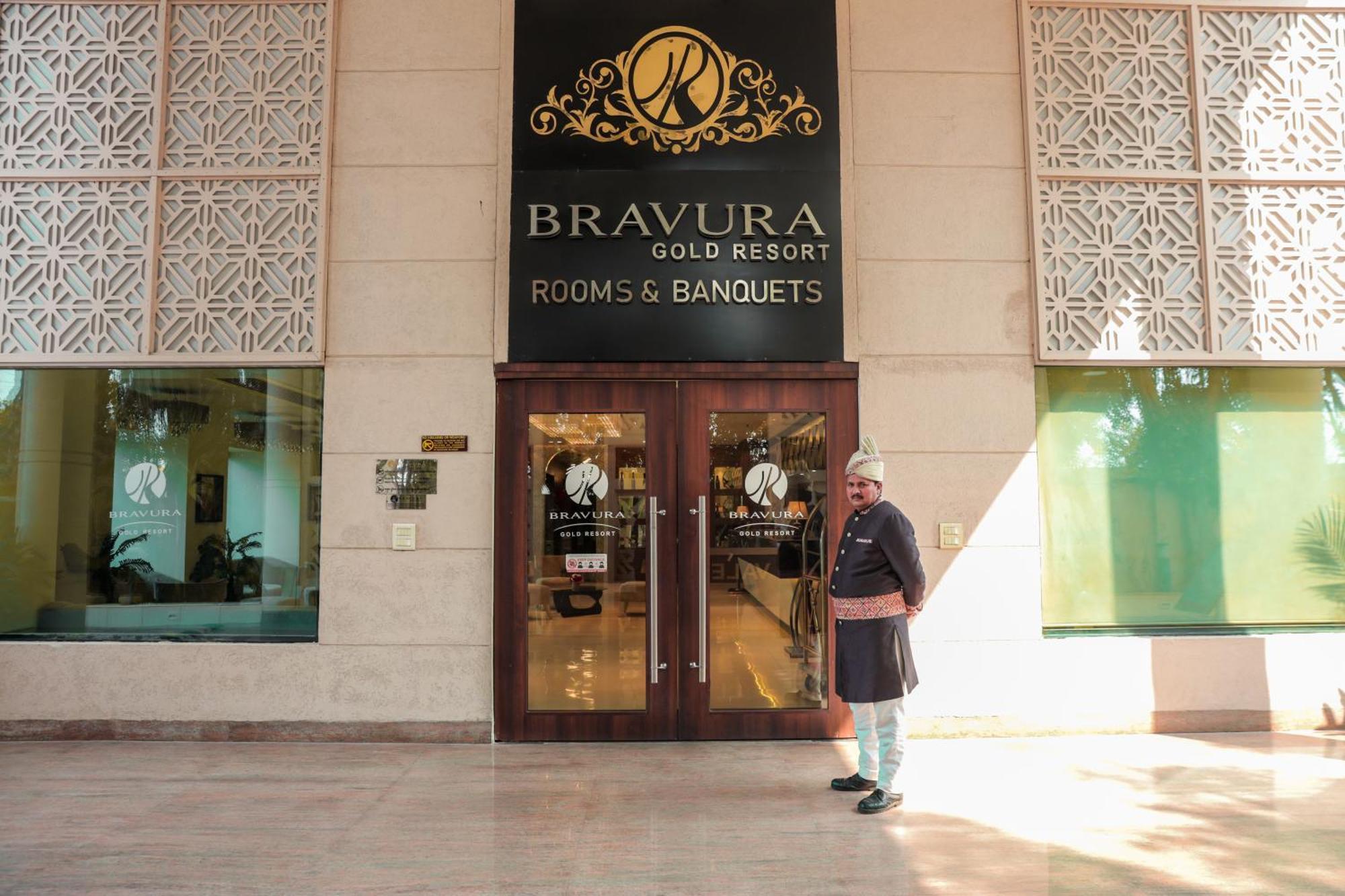 Bravura Gold Resort Мірут Екстер'єр фото