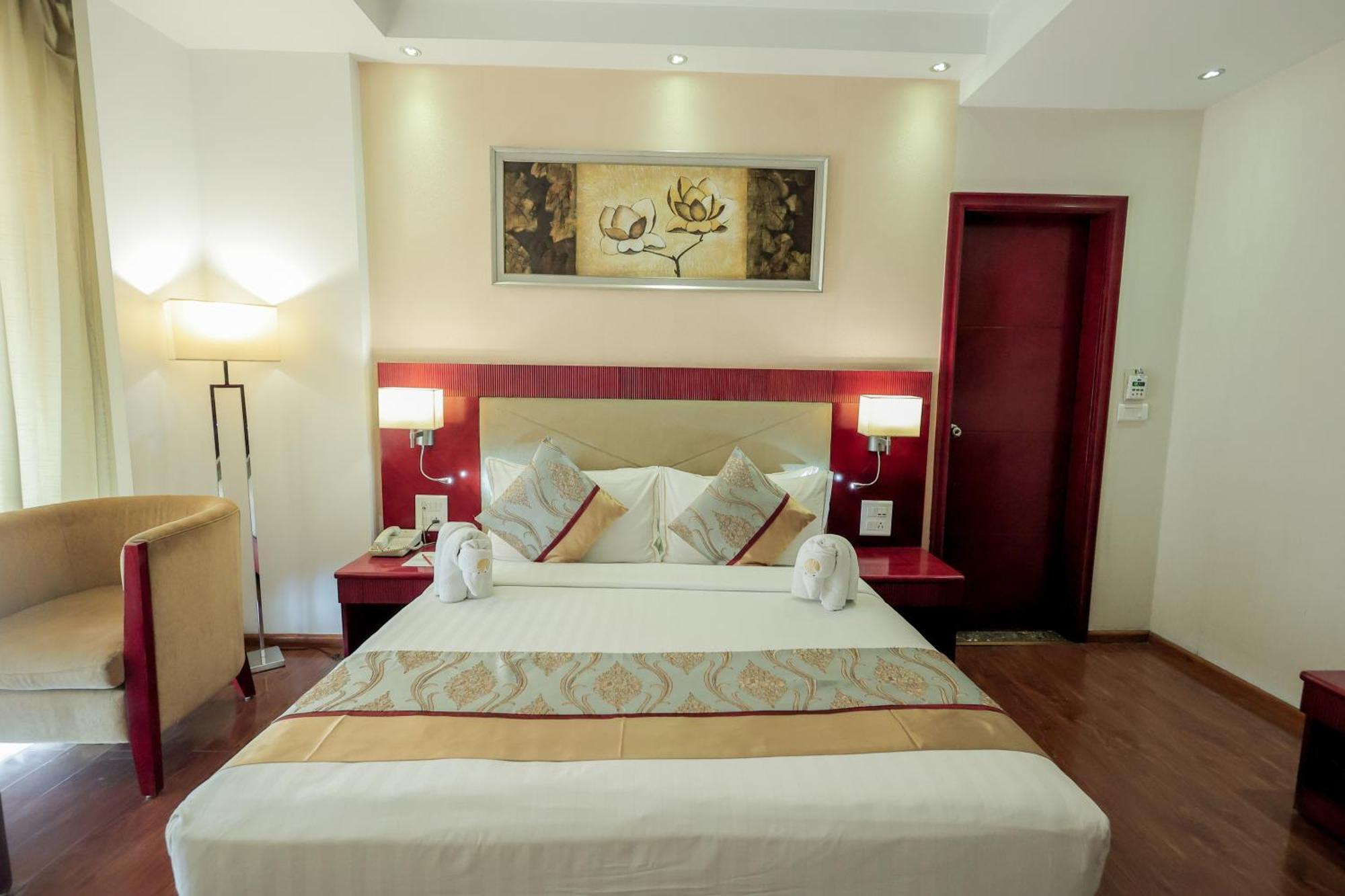 Bravura Gold Resort Мірут Екстер'єр фото