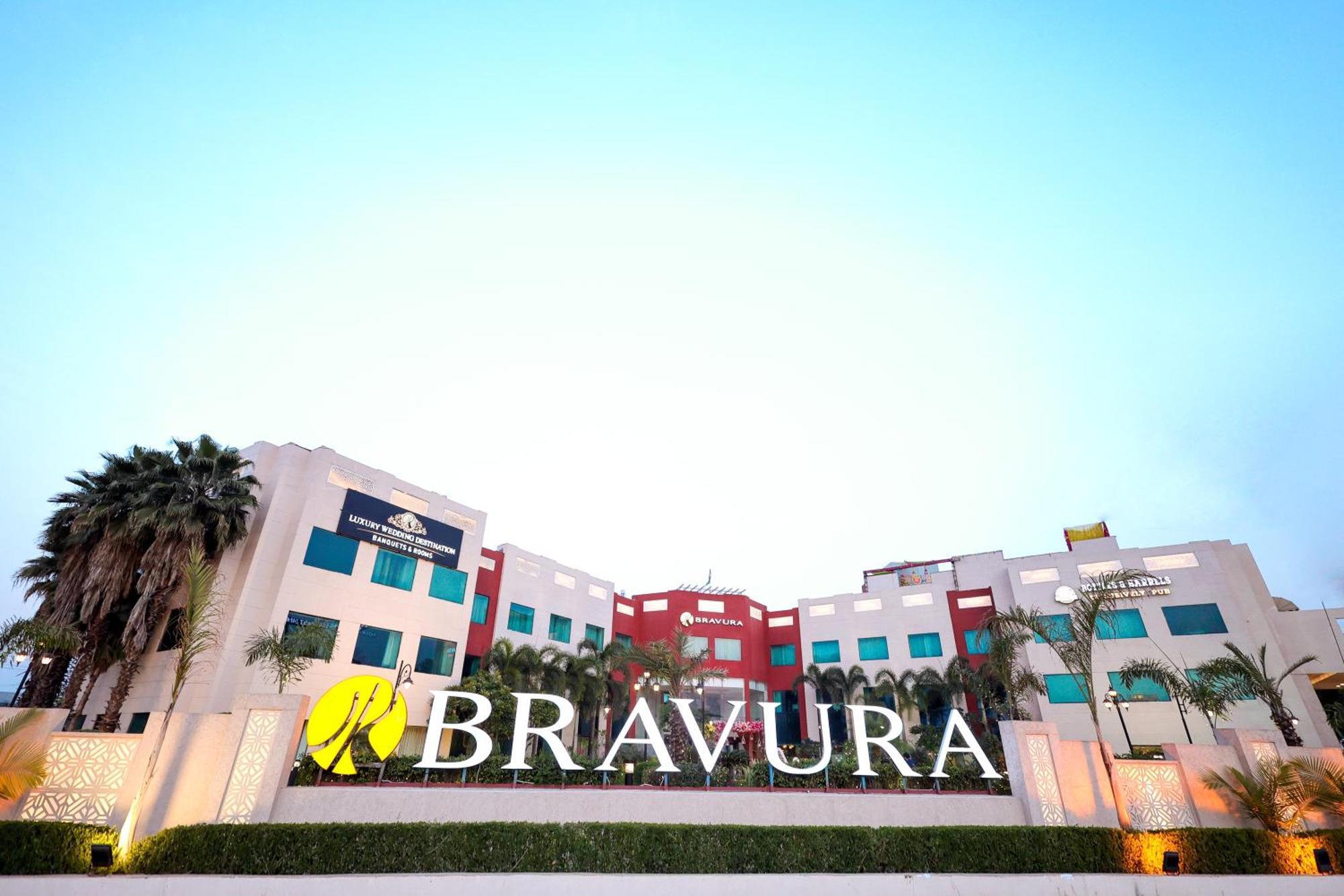 Bravura Gold Resort Мірут Екстер'єр фото