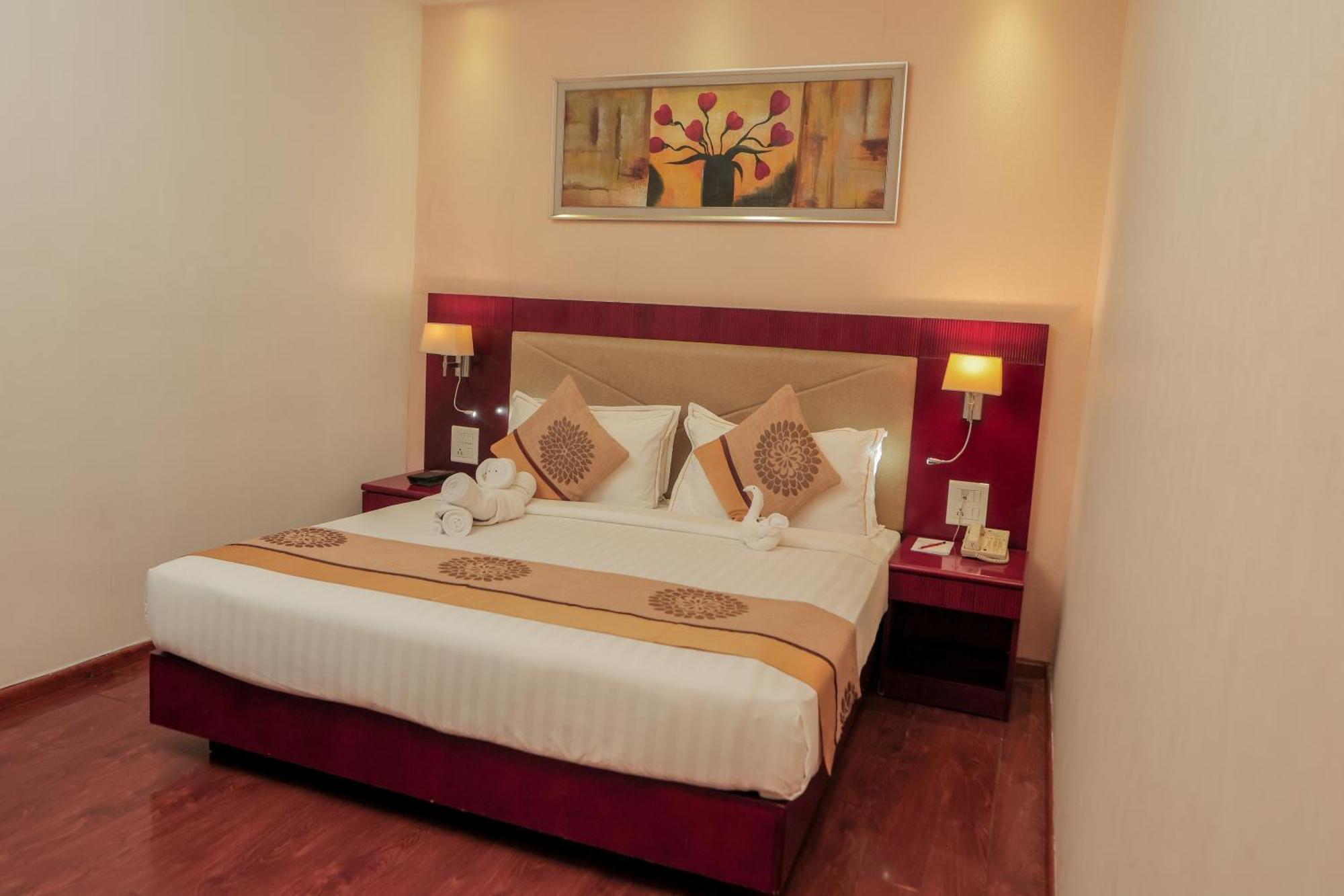 Bravura Gold Resort Мірут Екстер'єр фото